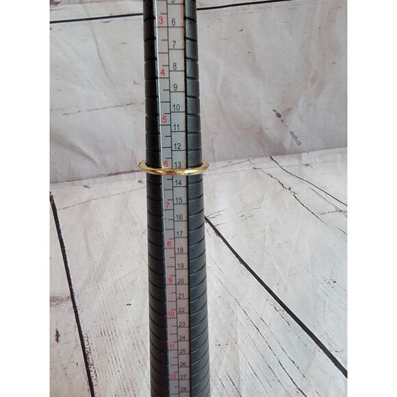 Gold Tone Infinity Gem Stone Ring New Size 6 - Picture 7 of 7